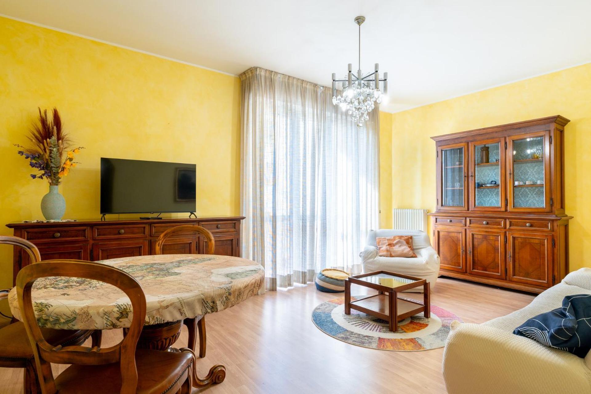 Spacious Apartment At Como Lake マンデッロ・デル・ラーリオ エクステリア 写真
